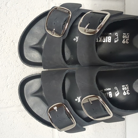 Birkenstock Black Leather Arizona Big Buckle Slide Sandal EU 39, U.S. 8/8.5 EUC - Picture 9 of 10